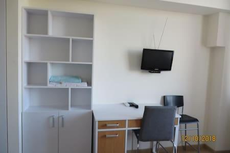 كييف Smart-House Smart-Kvartira S Kukhnei. المظهر الخارجي الصورة